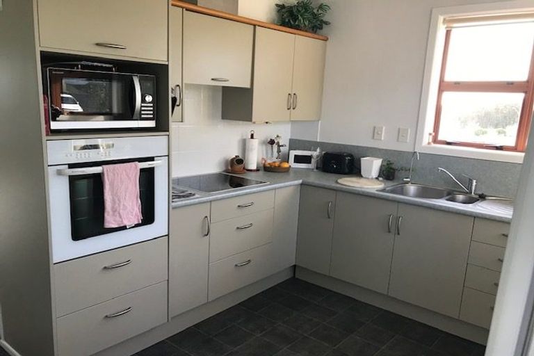 Photo of property in 300 Tukapa Street, Hurdon, New Plymouth, 4310