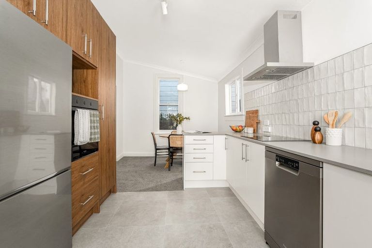 Photo of property in 267 Ohiro Road, Brooklyn, Wellington, 6021