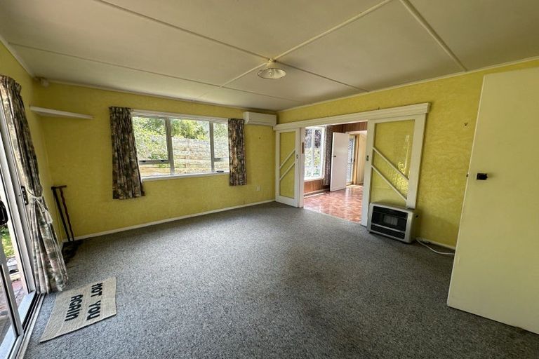 Photo of property in 112 Conway Road, Eltham, 4322