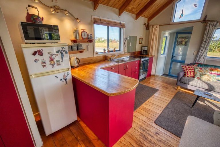 Photo of property in 33 The Strand, Okarito, Whataroa, 7886