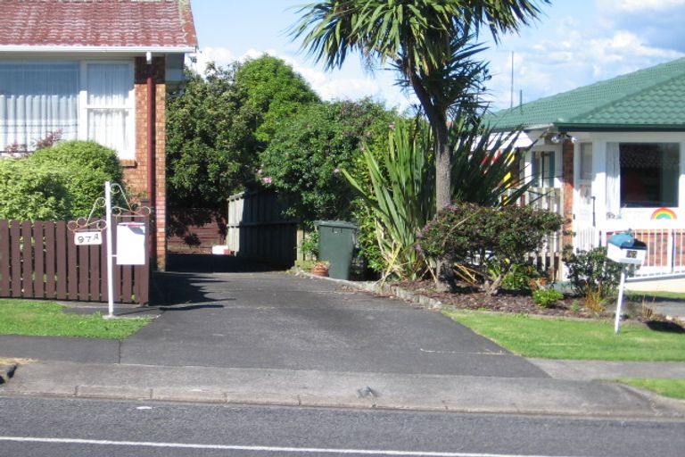 Photo of property in 2/97 Hutchinsons Road, Bucklands Beach, Auckland, 2014