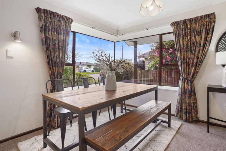 Photo of property in 1/244 Main Road North, Redwood, Christchurch, 8051