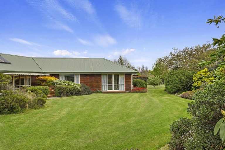 Photo of property in 8 Willowside Place, Amberley, 7410