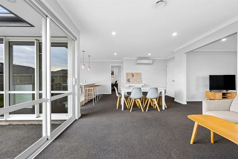 Photo of property in 6 Bamber Crescent, Halswell, Christchurch, 8025