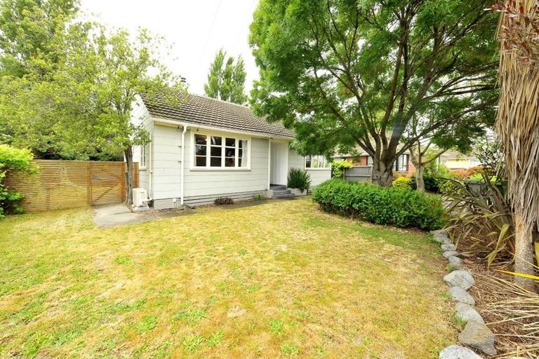 Photo of property in 46 Rowcliffe Crescent, Avonside, Christchurch, 8061