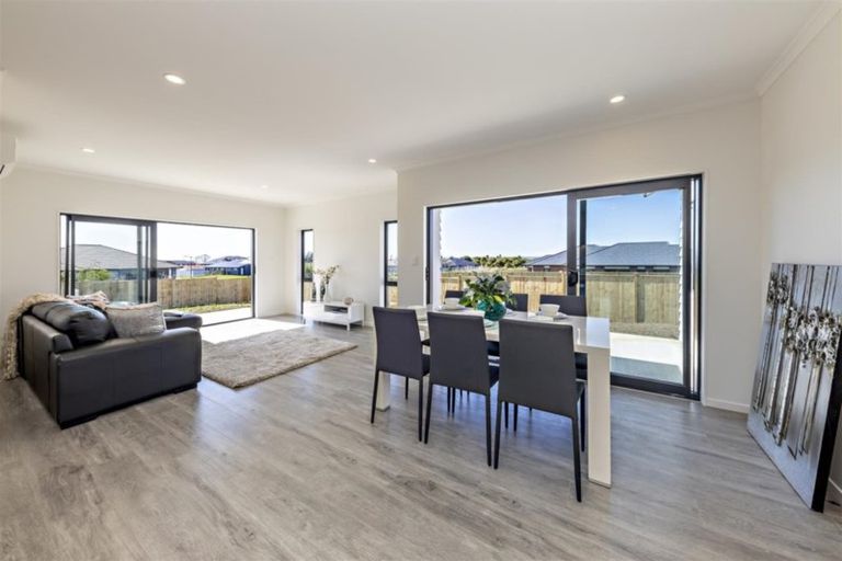 Photo of property in 7 Catherine Mclean Road, Pukekohe, 2120