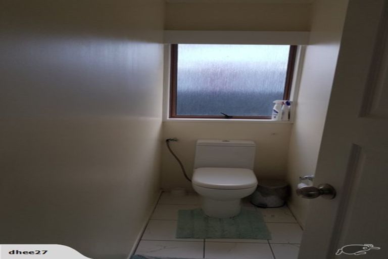 Photo of property in 1/10 Tina Place, Sunnyhills, Auckland, 2010