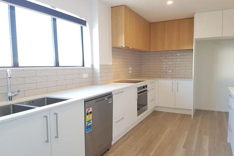 Photo of property in The Terraces, 14/36d Welles Street, Christchurch Central, Christchurch, 8011