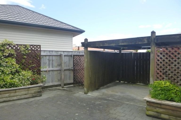 Photo of property in 48 Oxford Terrace, Hutt Central, Lower Hutt, 5011