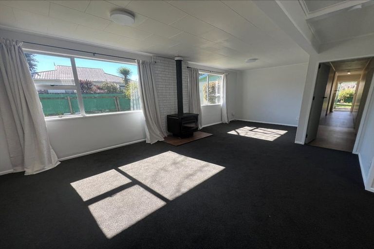 Photo of property in 46b Te Rauparaha Street, Otaki, 5512