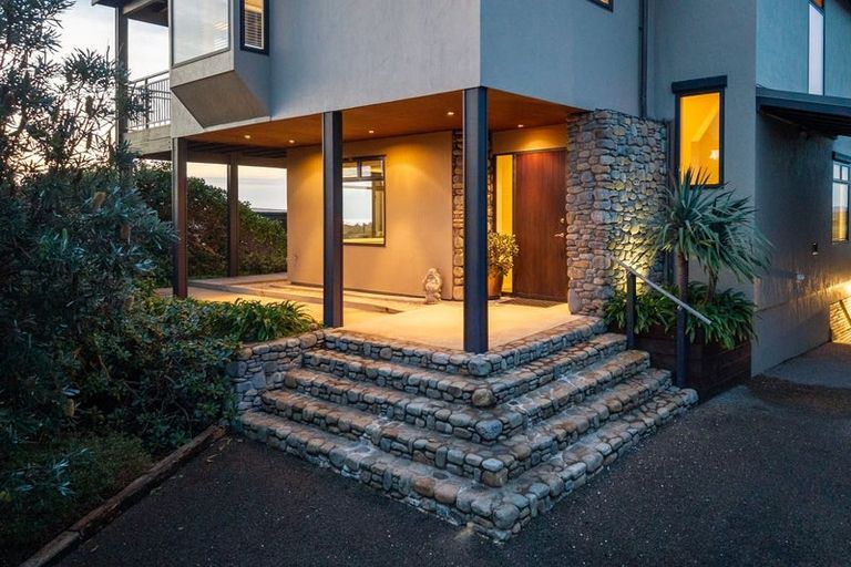 Photo of property in 8 Beachview Grove, Peka Peka, Waikanae, 5391