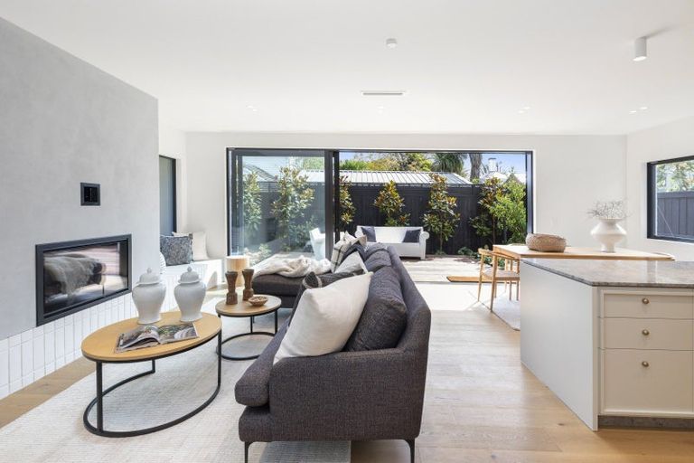 Photo of property in 65b Leinster Road, Merivale, Christchurch, 8014