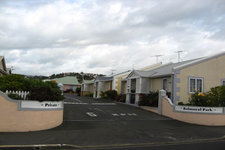 Photo of property in Balmoral Park, 28/31 Eastbourne Street, Caversham, Dunedin, 9012