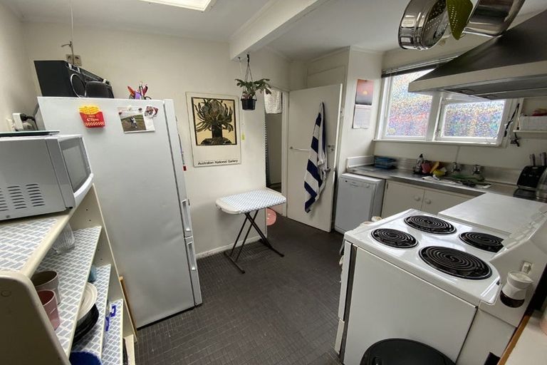 Photo of property in 37 Moa Point Road, Moa Point, Wellington, 6022