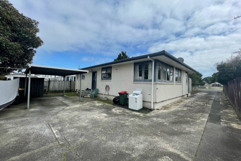 Photo of property in 12 Martin Road, Manurewa, Auckland, 2102