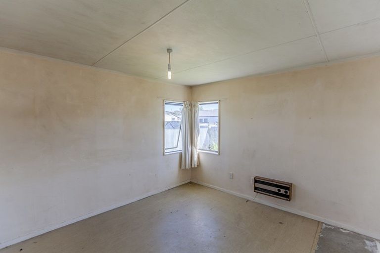 Photo of property in 19 Porritt Place, Waipukurau, 4200