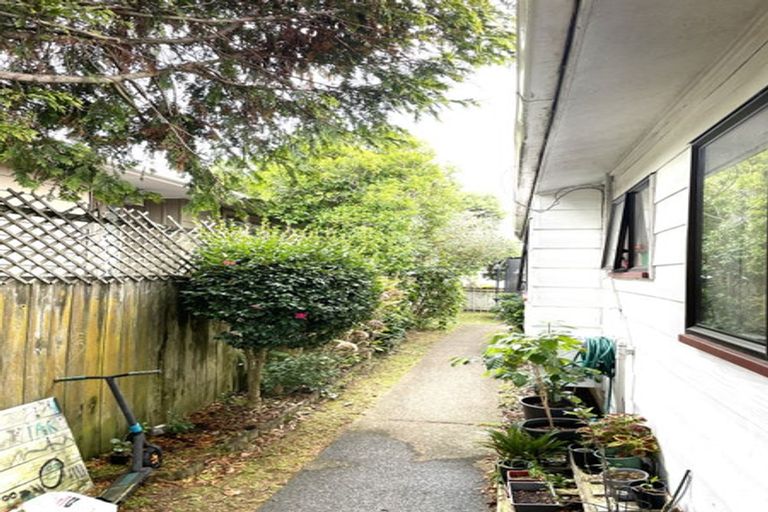 Photo of property in 2/102 Elliot Street, Howick, Auckland, 2014