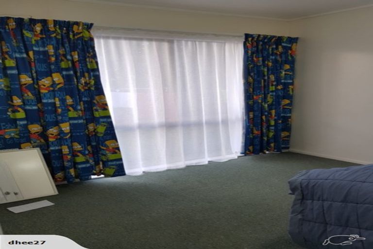 Photo of property in 1/10 Tina Place, Sunnyhills, Auckland, 2010