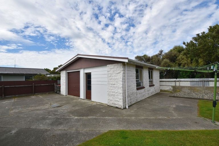 Photo of property in 80 Dunbeath Place, Kew, Invercargill, 9812