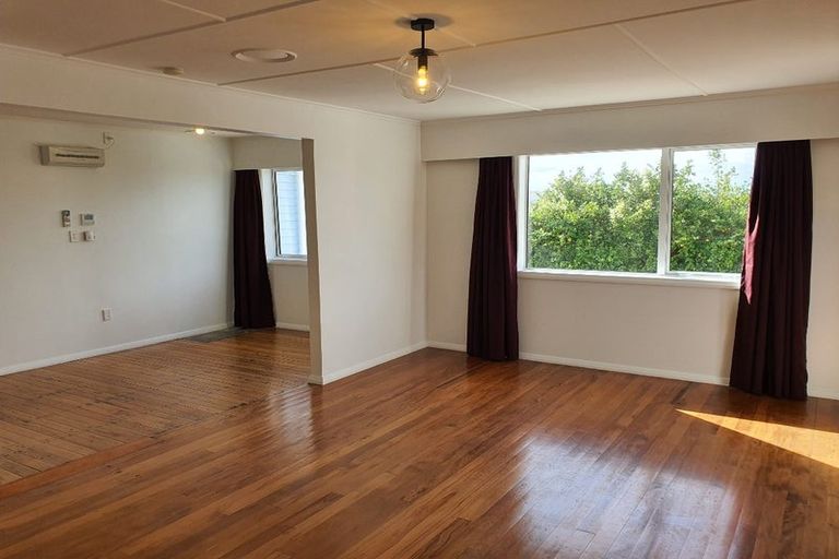 Photo of property in 93 Ohariu Road, Johnsonville, Wellington, 6037