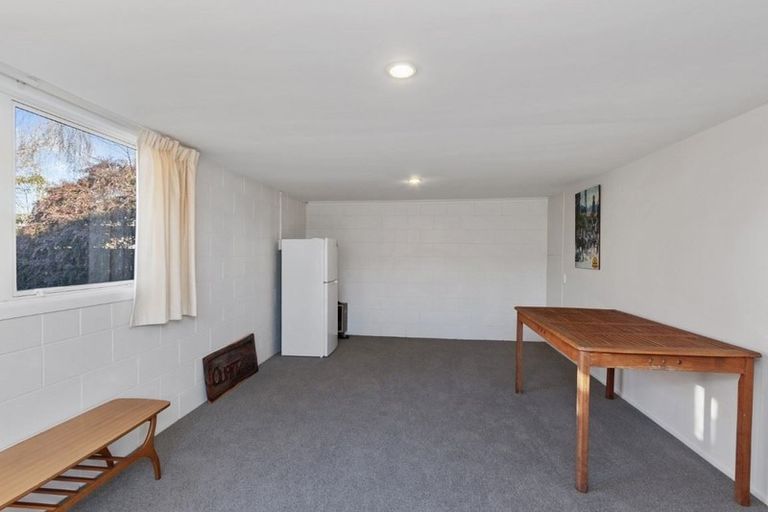 Photo of property in 143 Queenspark Drive, Parklands, Christchurch, 8083