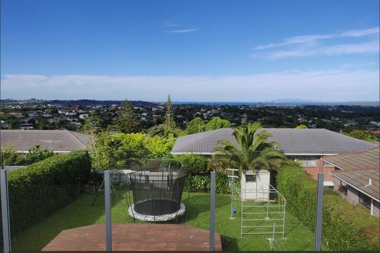 Photo of property in 44 Monarch Avenue, Hillcrest, Auckland, 0627