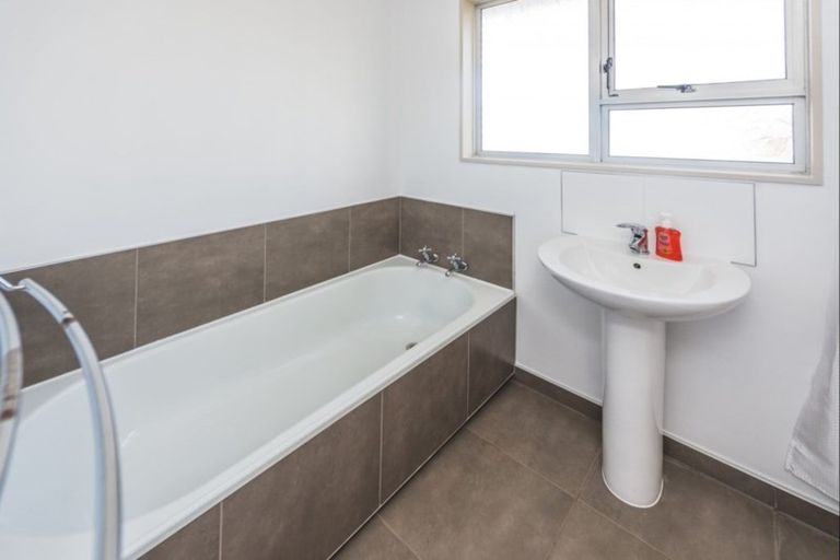 Photo of property in 27 Sussex Road, Springvale, Whanganui, 4501