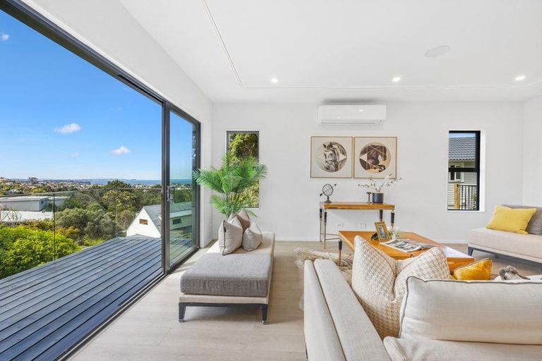 Photo of property in 113b Sunrise Avenue, Murrays Bay, Auckland, 0630