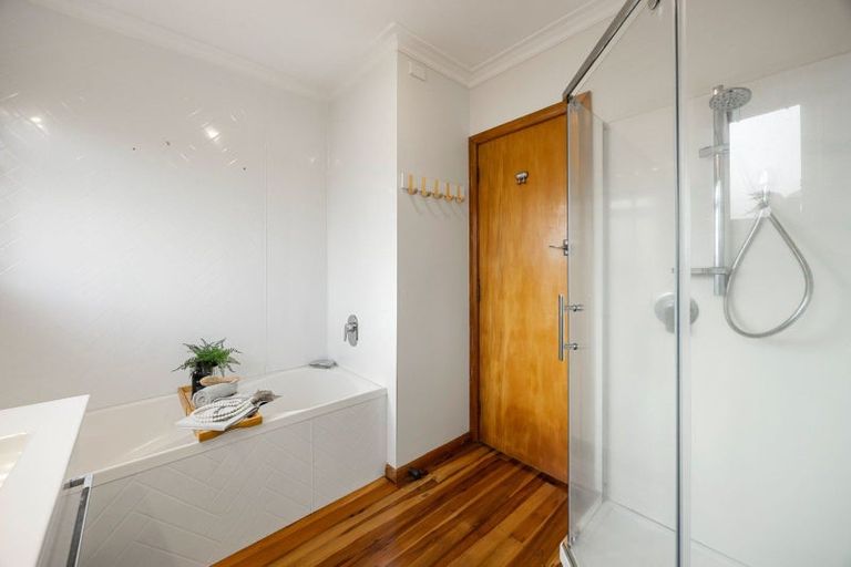 Photo of property in 10 Portal Crescent, Beerescourt, Hamilton, 3200
