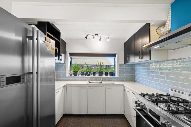 Photo of property in 170 Mcmurdo Street, Tinwald, Ashburton, 7700