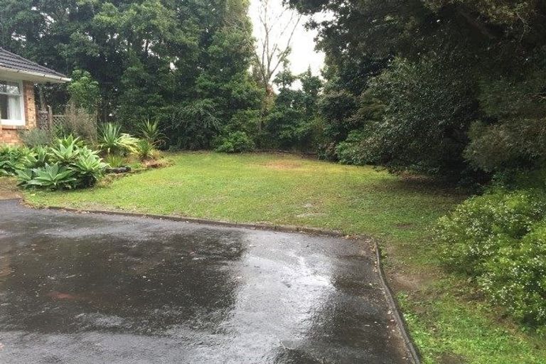 Photo of property in 260 Henderson Valley Road, Henderson, Auckland, 0612