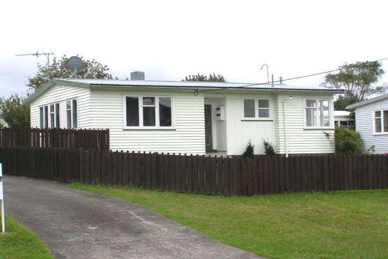 Photo of property in 9 Marsden Street, Hauraki, Auckland, 0622