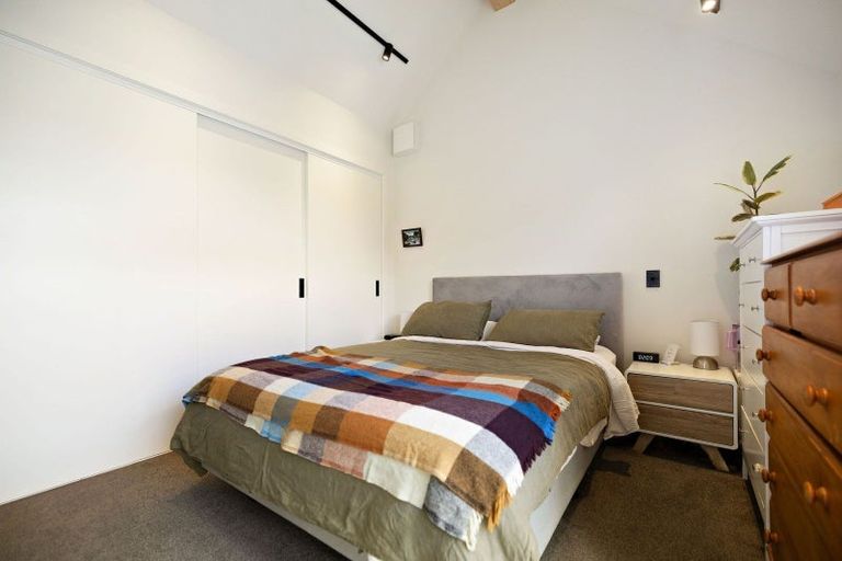 Photo of property in 6 Casterway Crescent, Jacks Point, 9371