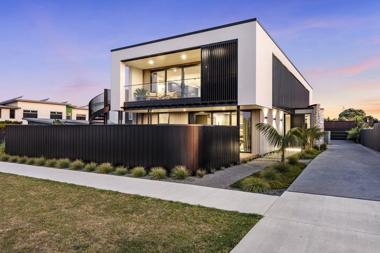 Photo of property in 6 Puni Street, Fitzroy, New Plymouth, 4312