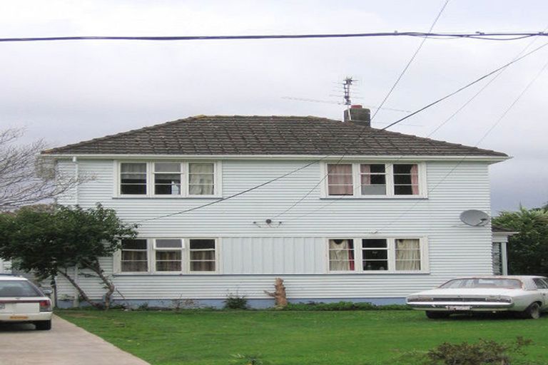 Photo of property in 72 Compton Crescent, Taita, Lower Hutt, 5011