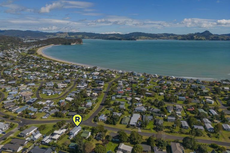 Photo of property in 37 Oyster Drive, Cooks Beach, Whitianga, 3591