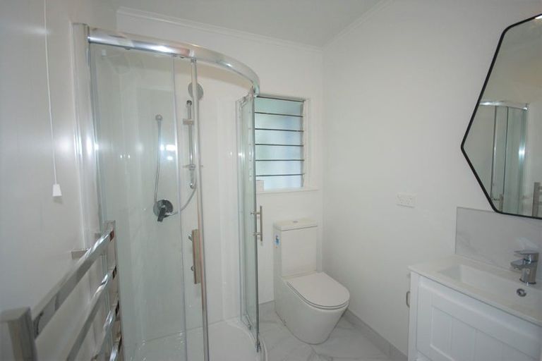 Photo of property in 1/58a Taharoto Road, Takapuna, Auckland, 0622