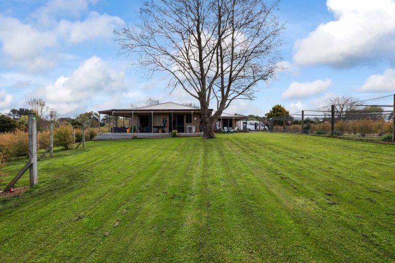 Photo of property in 85 Papaitonga Lake Road, Ohau, 5570