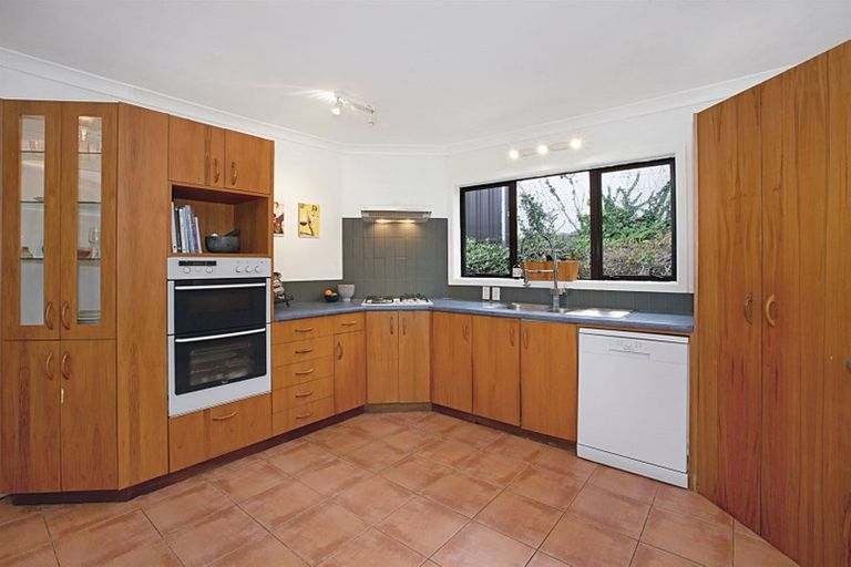 Photo of property in 36 Kiriwai Road, Paremata, Porirua, 5024