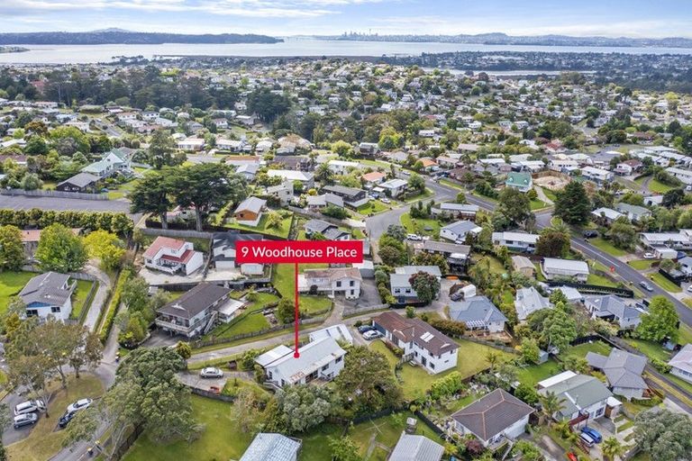 Photo of property in 9 Woodhouse Place, West Harbour, Auckland, 0618