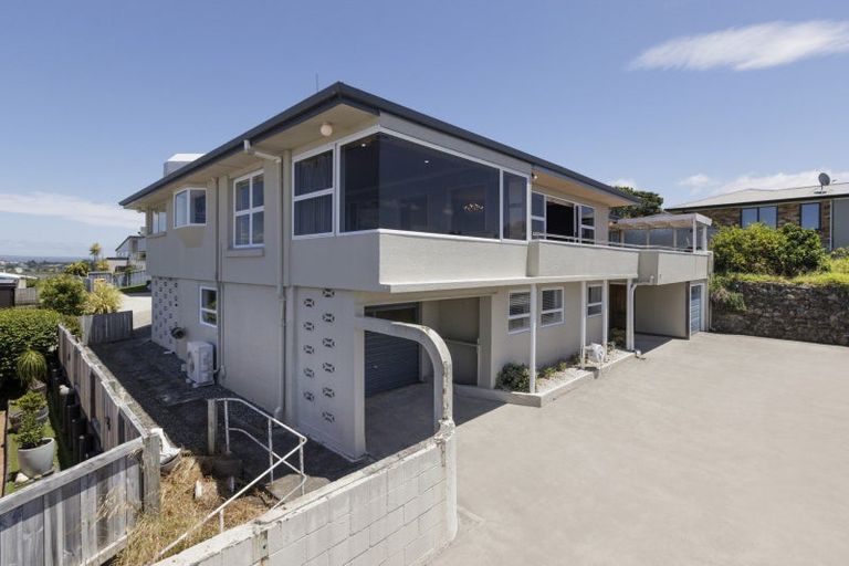 Photo of property in 4 Mana Street, Otumoetai, Tauranga, 3110