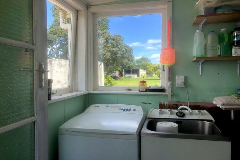 Photo of property in 10 Jones Street, Porangahau, 4291