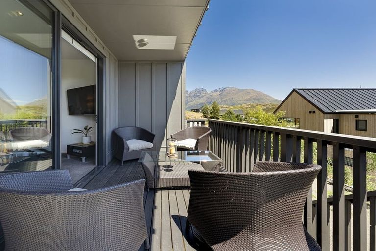 Photo of property in 5a Glenelg Lane, Jacks Point, 9371