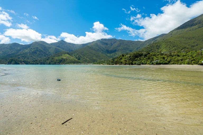 Photo of property in 55 Hope Drive, Okiwi Bay, 7193