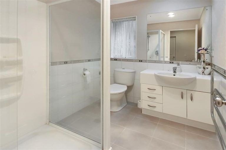 Photo of property in 126 Middlefield Drive, Flat Bush, Auckland, 2016