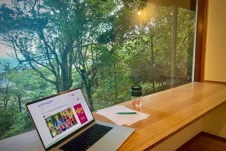 Photo of property in 30 Howard Road, Point Howard, Lower Hutt, 5013