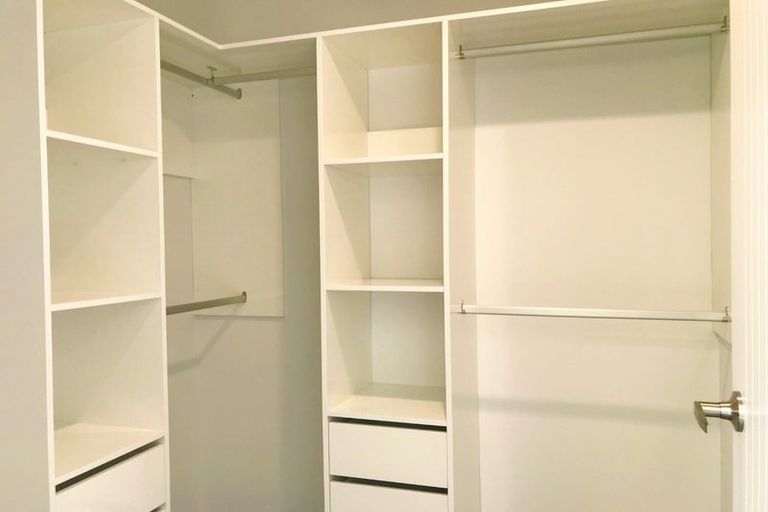 Photo of property in 3c Glennandrew Drive, Half Moon Bay, Auckland, 2012