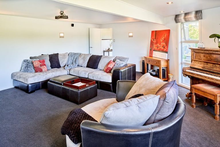 Photo of property in 16 Grange Park Avenue, Raumati South, Paraparaumu, 5032