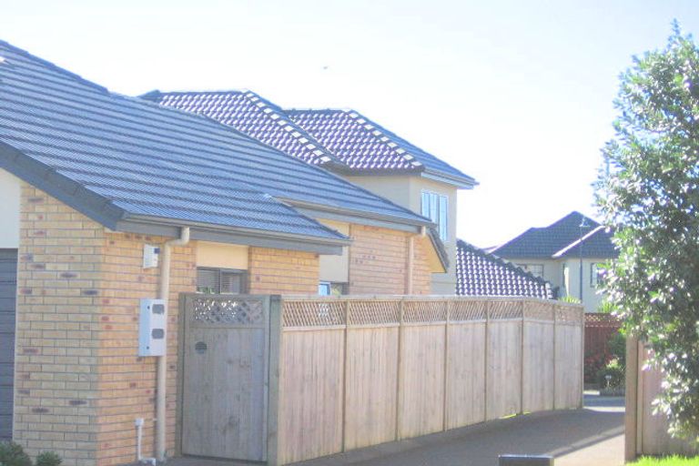 Photo of property in 12 Espalier Drive, Henderson, Auckland, 0612