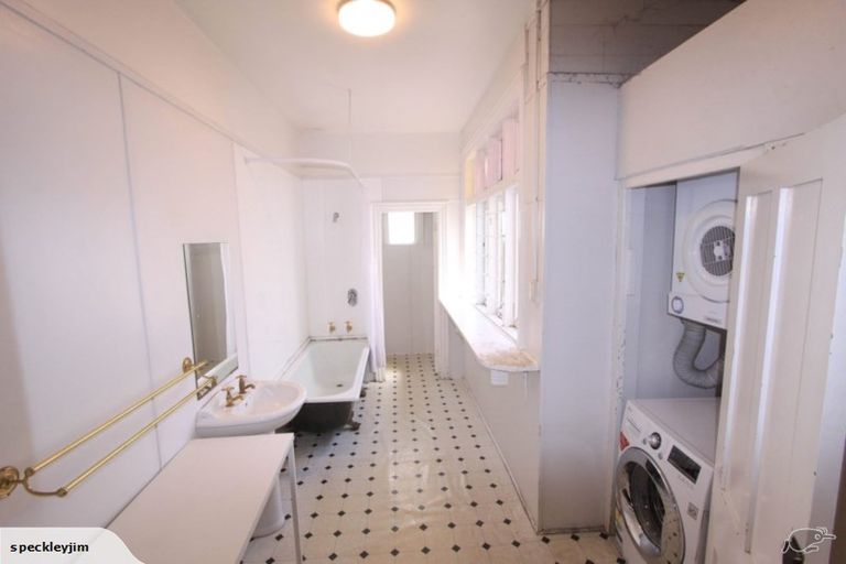 Photo of property in 244 The Terrace, Wellington Central, Wellington, 6011